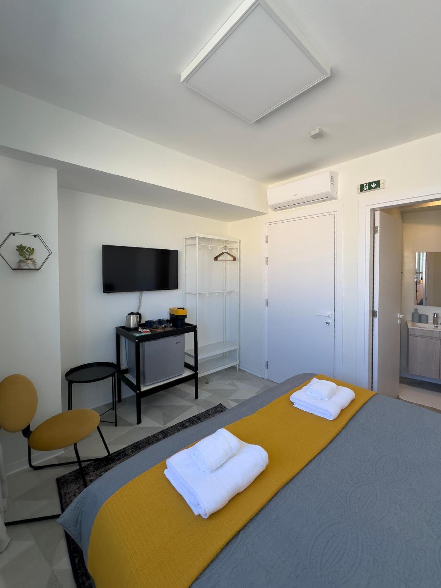 Martin Nicosia City Suites Exterior photo