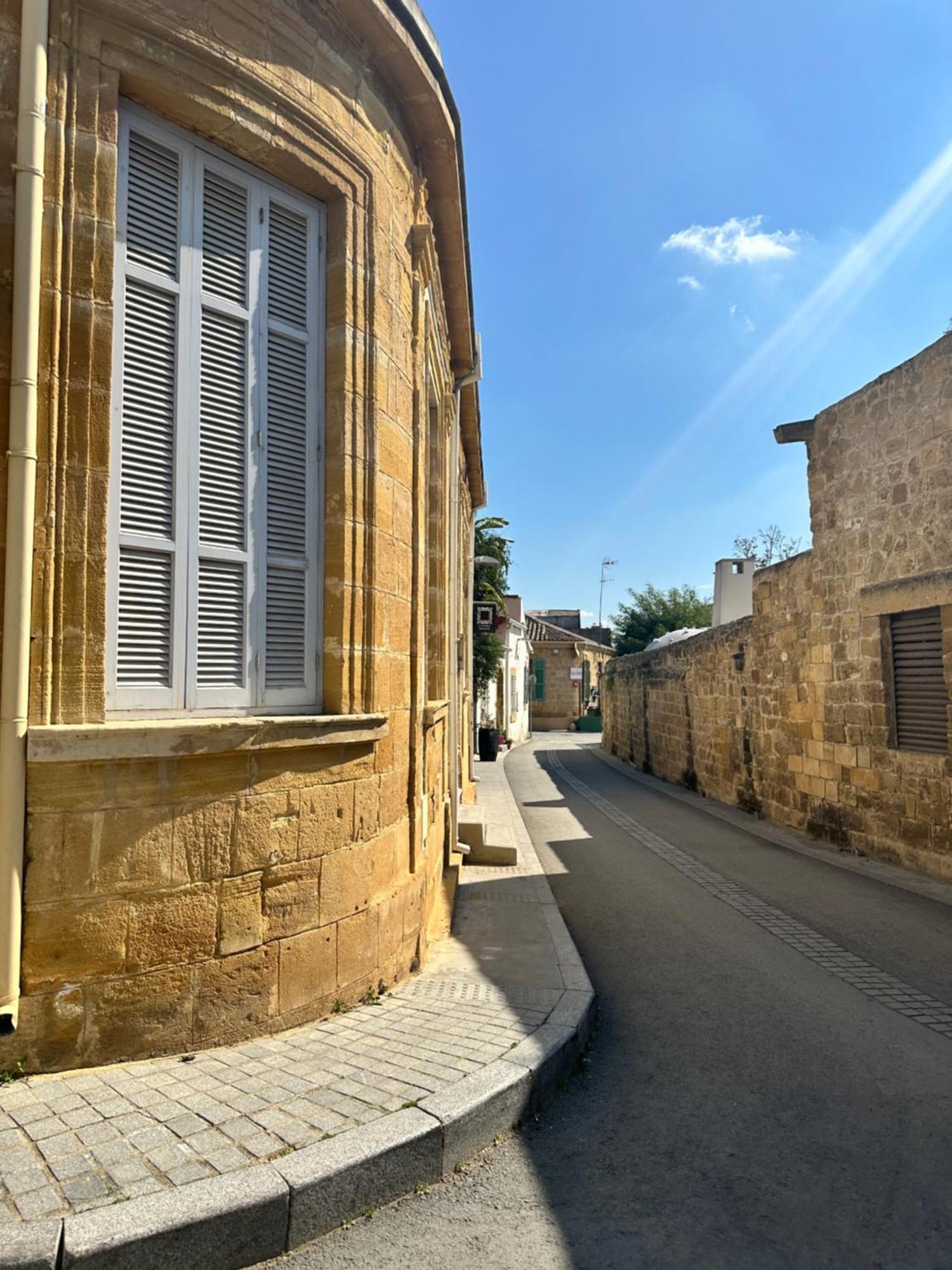 Martin Nicosia City Suites Exterior photo